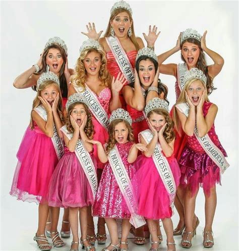 Texas Pageant Princess Fan